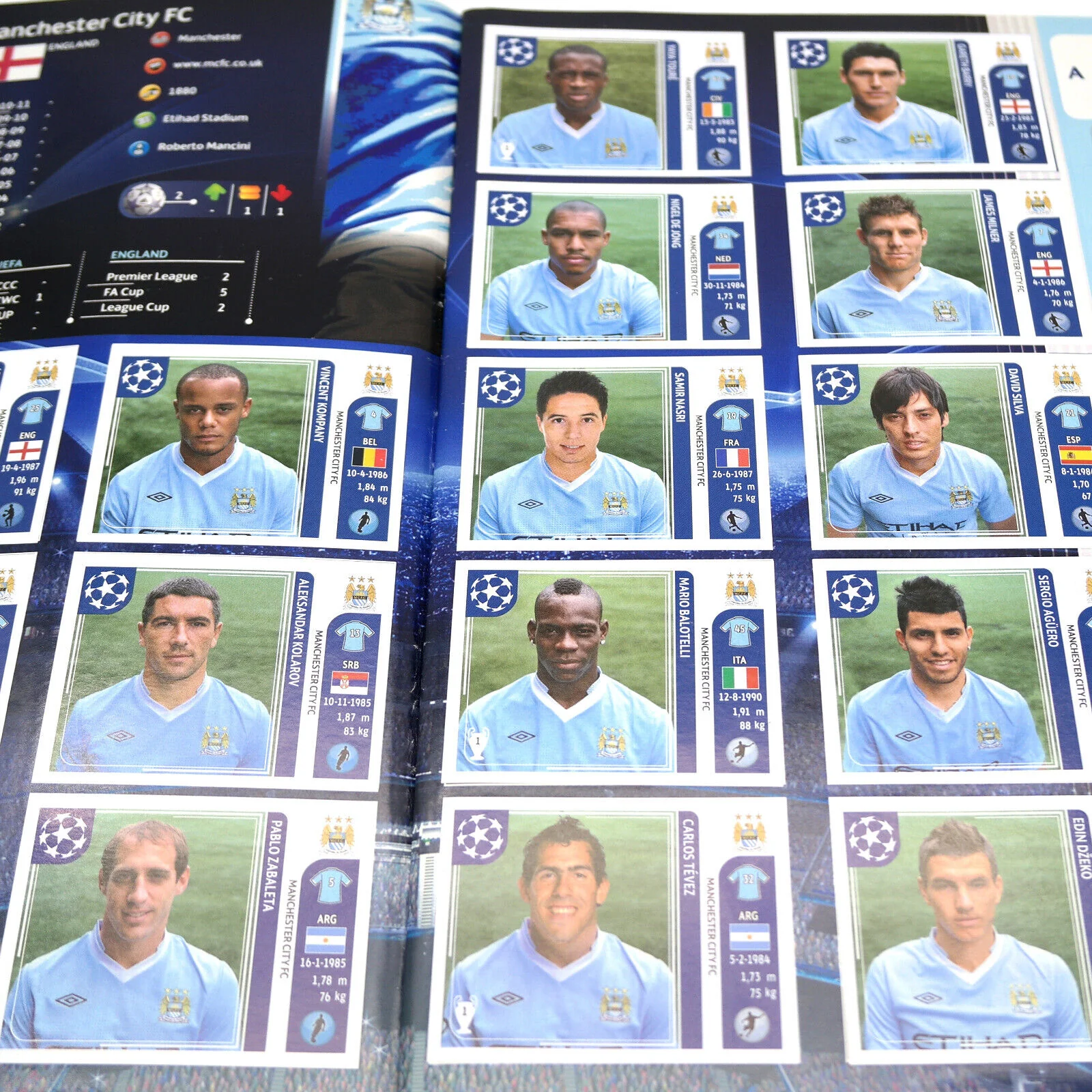 Album Completo di Figurine Calciatori Panini CHAMPIONS LEAGUE 2011-12 Uefa 2012 - Image 4